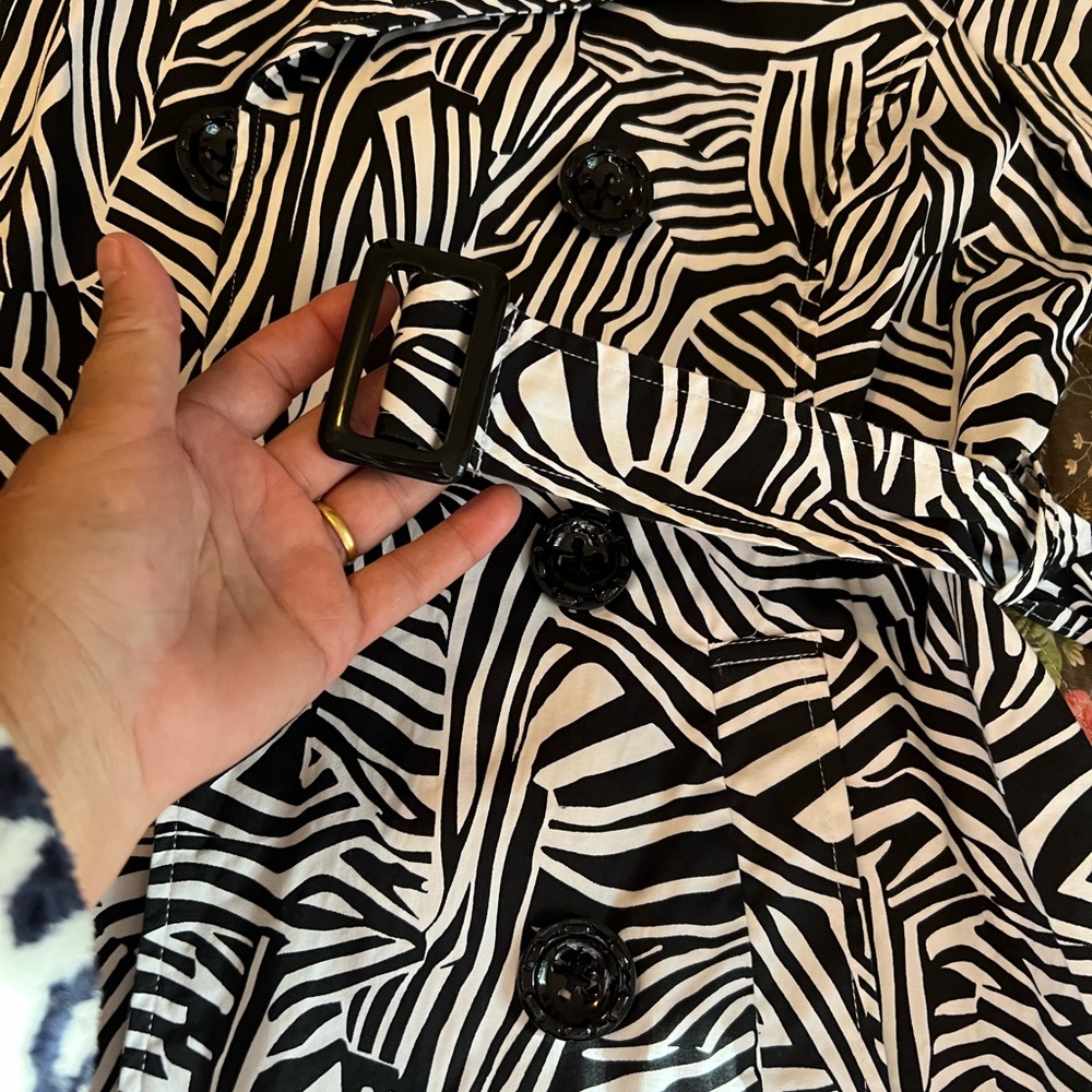 Rue 21 trench coat - Picture 2 of 7
